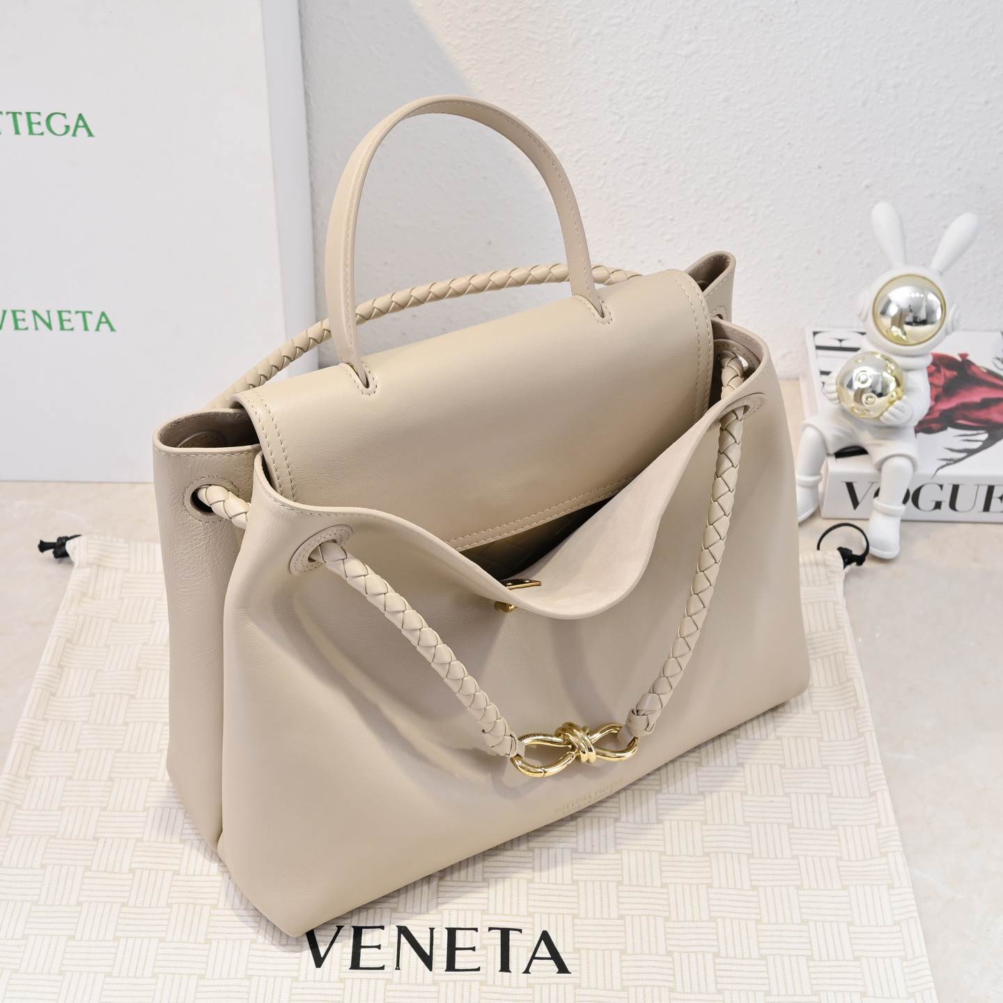 B0tt*ga Ven*ta Medium Ciao Ciao(high-end grade)