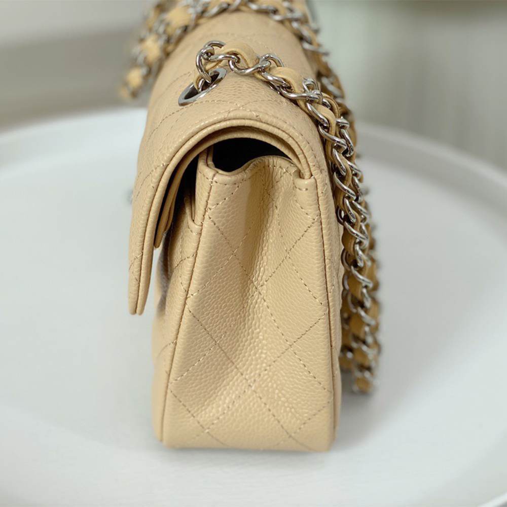 Ch**el SMALL CLASSIC HANDBAG