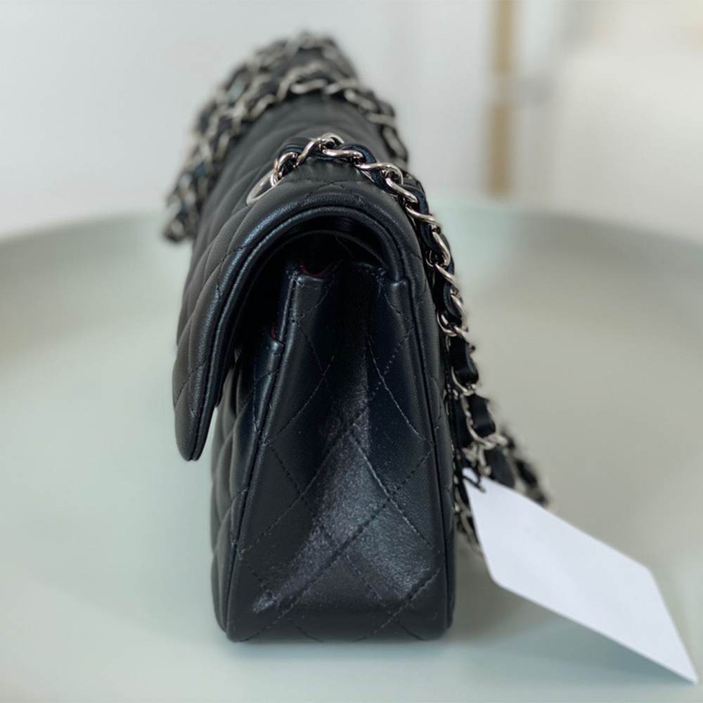 Ch**el SMALL CLASSIC HANDBAG