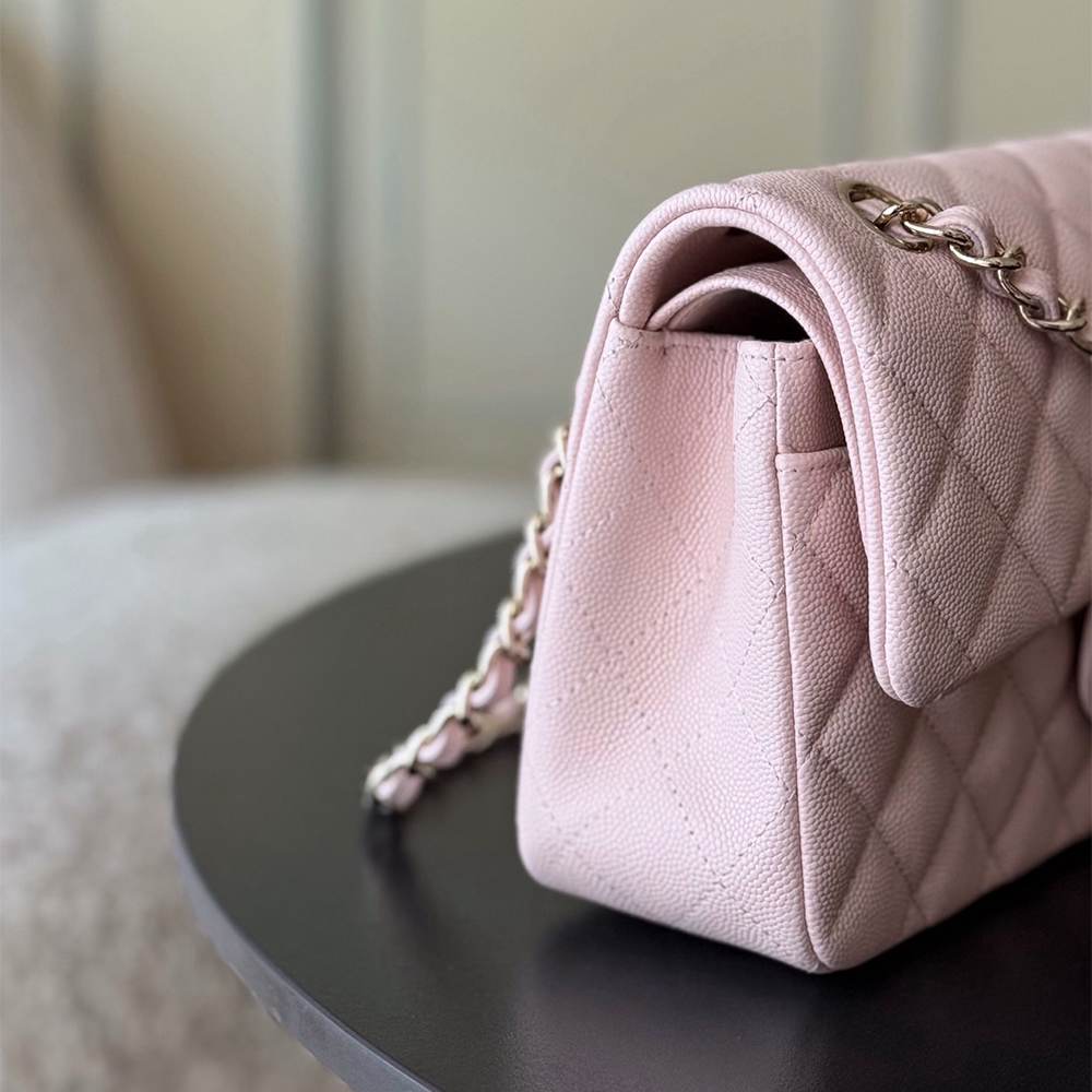 Ch**el SMALL CLASSIC HANDBAG
