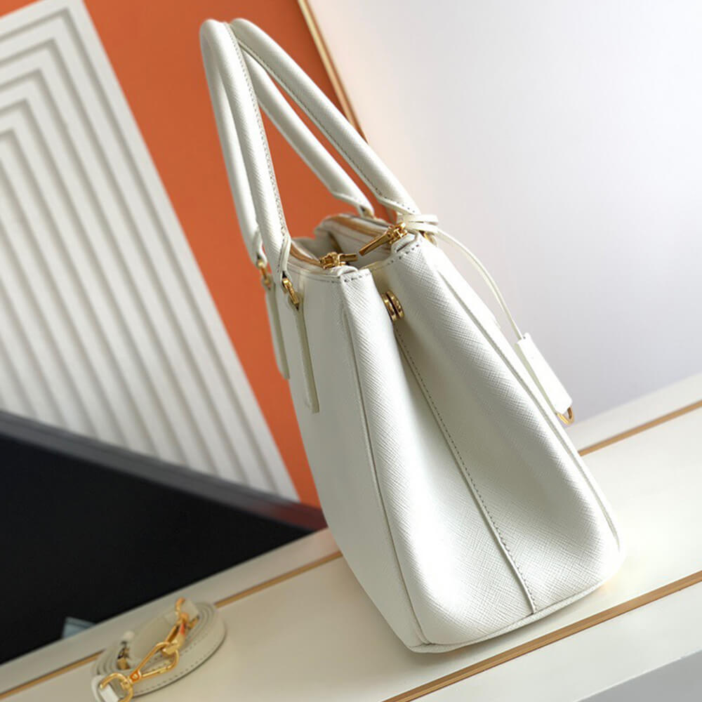 Medium Pra*a Galleria Saffiano leather bag