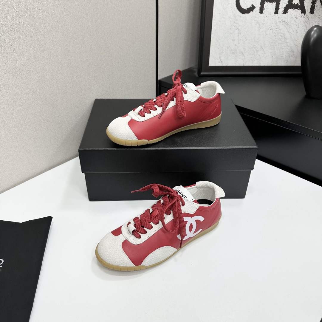 Ch**el Sneakers