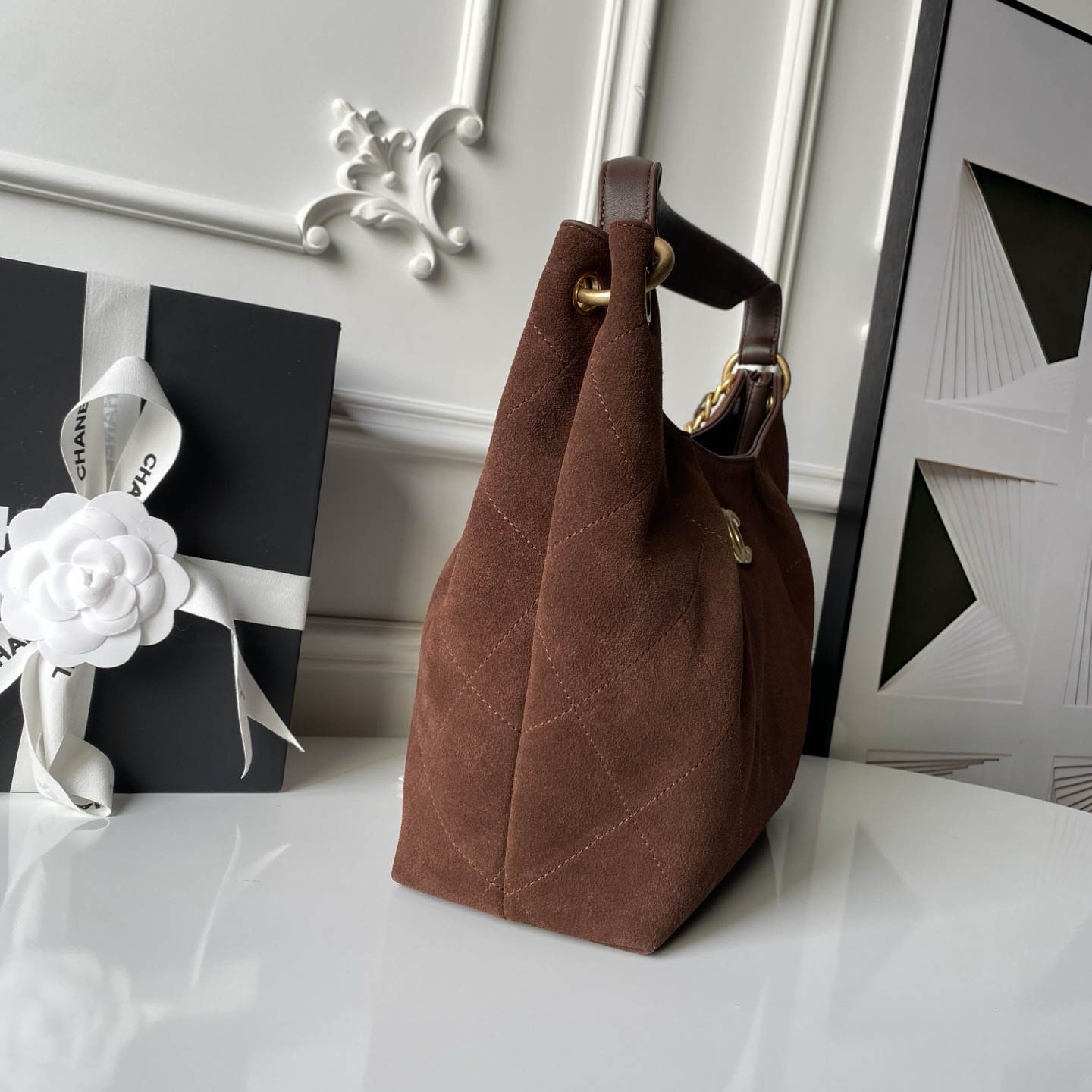 Ch**el Large Hobo Bag(HIGH-END GRADE)