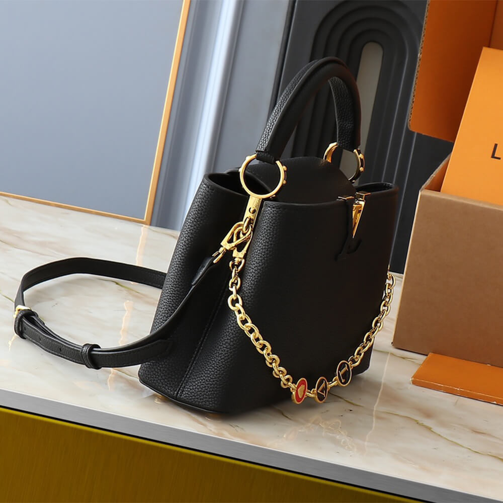 LV Capucines BB