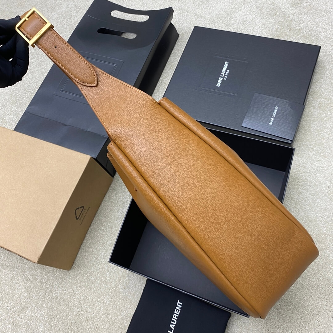 Y51 LE 5 À 7 large soft leather bag