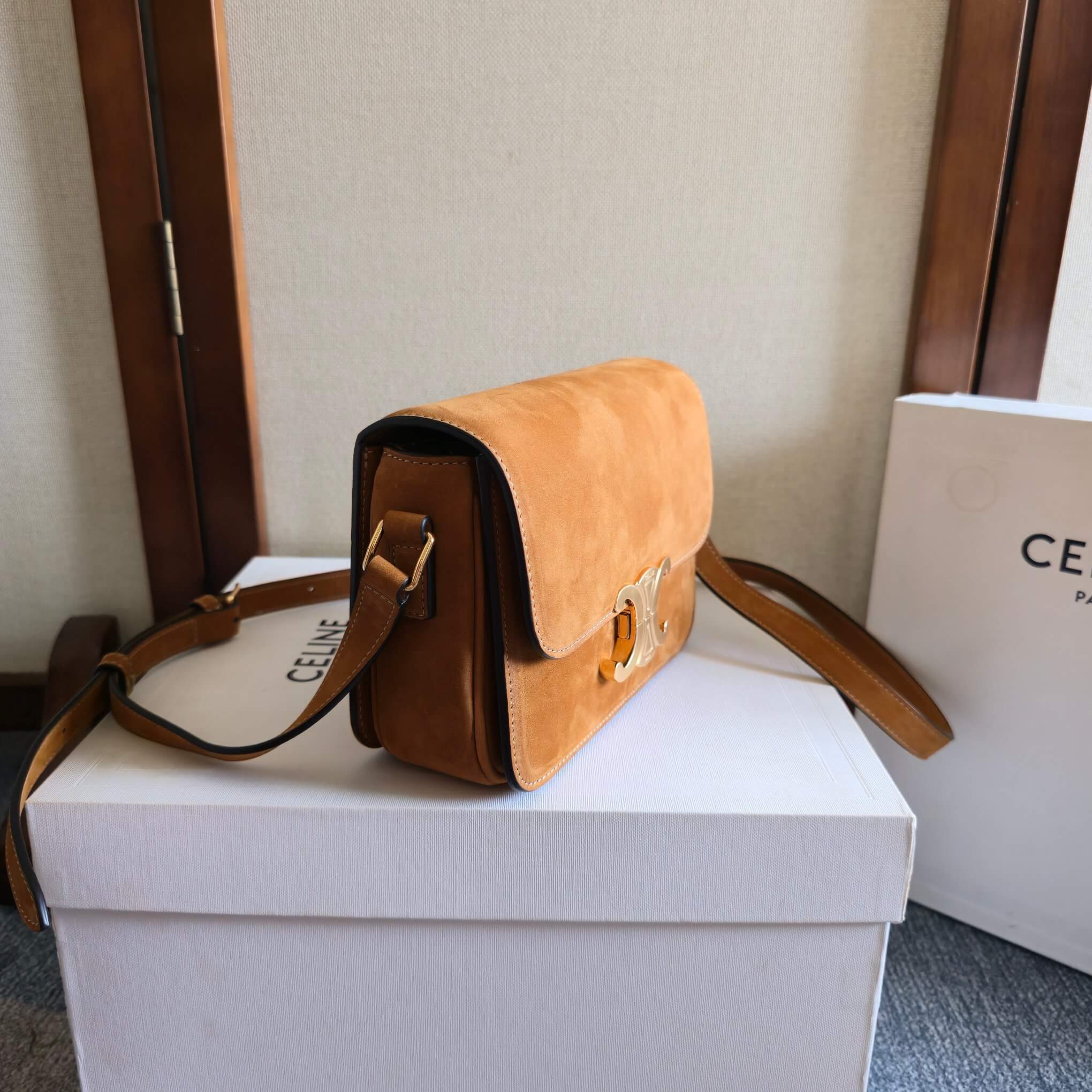 Ce1i*e TEEN TRIOMPHE handbag(HIGH-END GRADE)