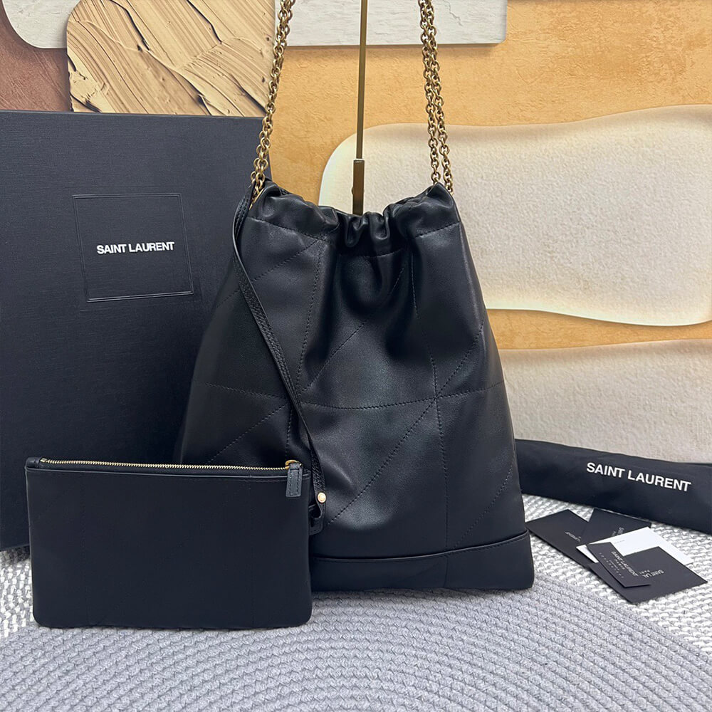 Y51 JAMIE 4.3 POCHON IN LAMBSKIN