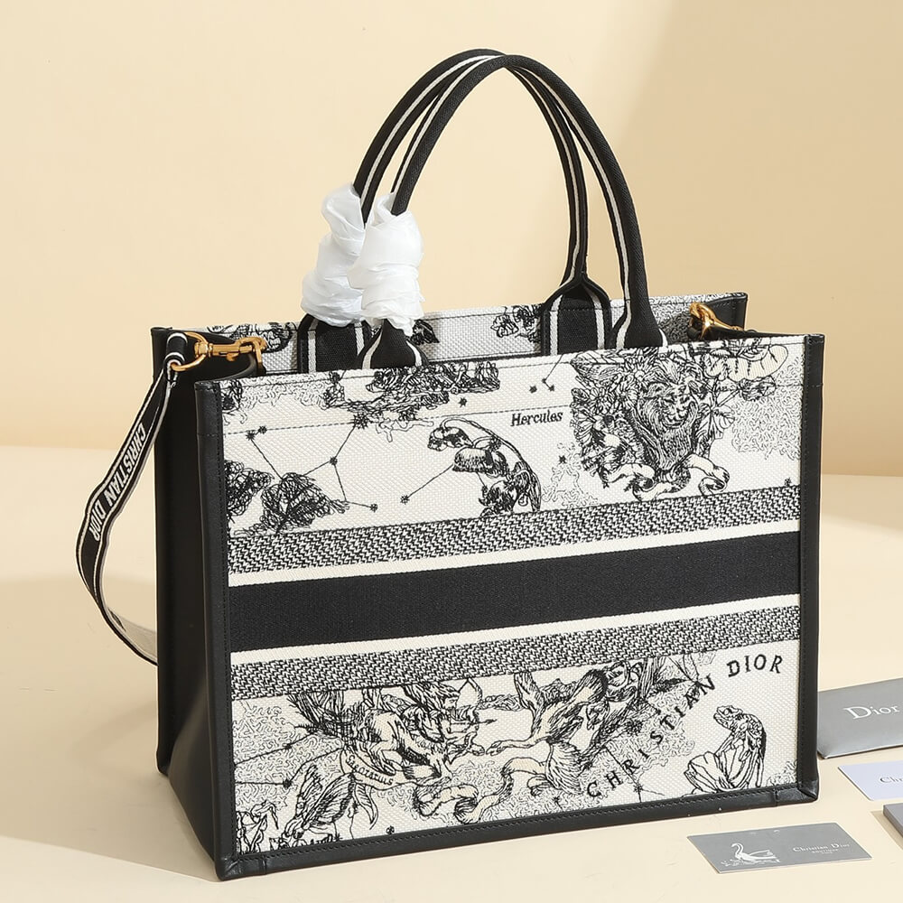 Medium D10r Book Tote