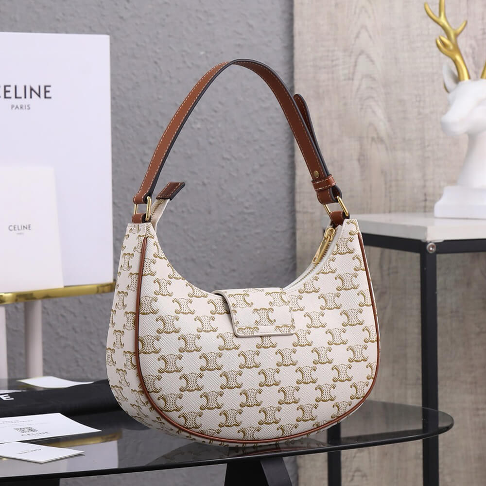 Ce1i*e MEDIUM AVA TRIOMPHE BAG in Calfskin
