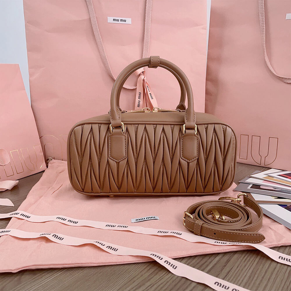 M1um1u Large Arcadie matelasse nappa Bag(HIGH-END GRADE)