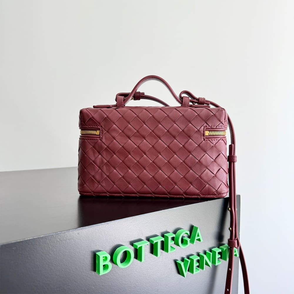 B0tt*ga Ven*ta Bang Bang Vanity Case(high-end grade)