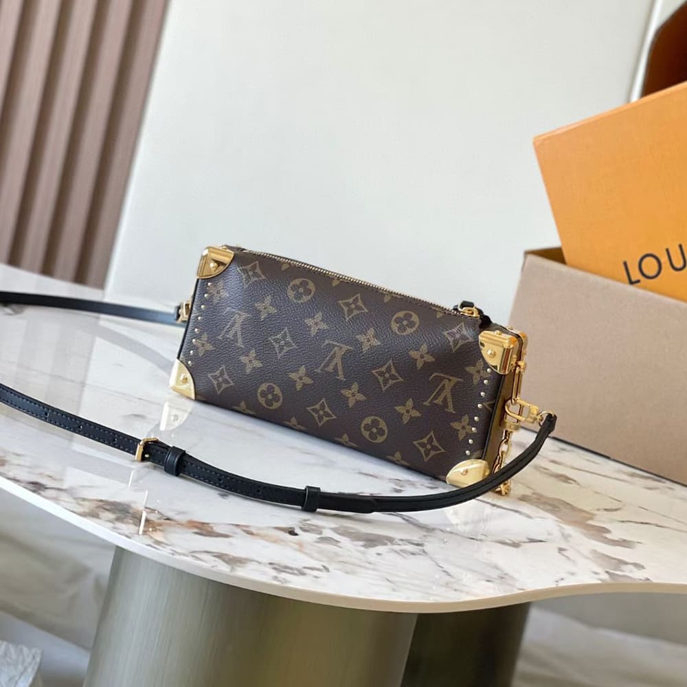 LV Slim Trunk