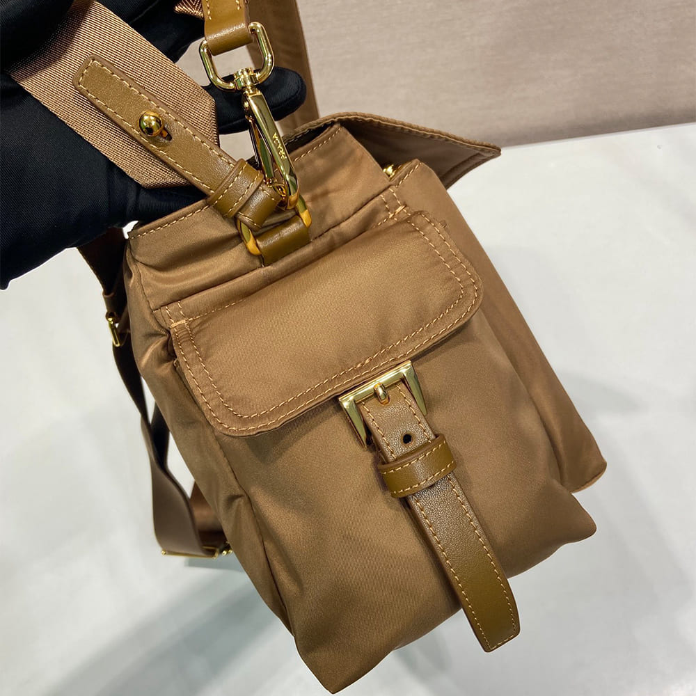 Pra*a Explore large Re-Nylon shoulder bag with flap(HIGH-END GRADE)