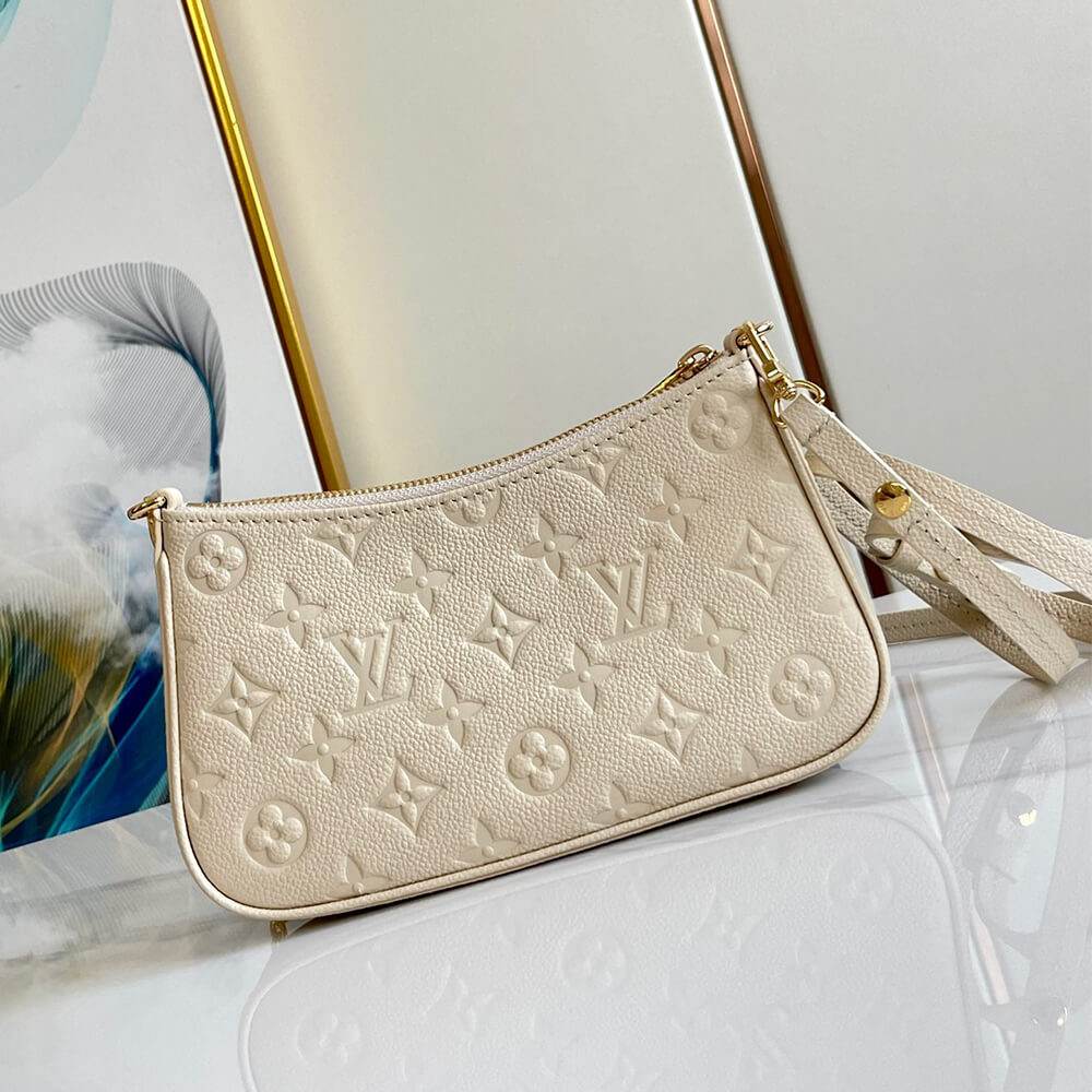 LV Easy Pouch On Strap