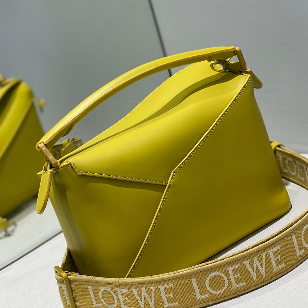 L0ew* Small Puzzle Bag