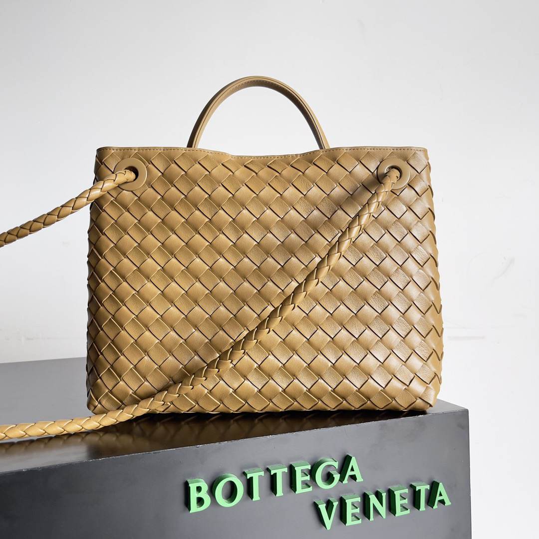 B0tt*ga Ven*ta Medium Andiamo(HIGH-END GRADE)