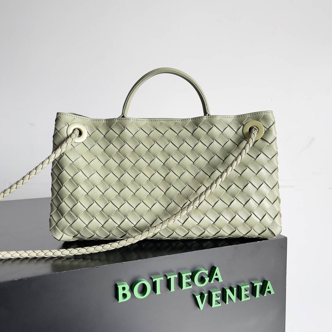 B0tt*ga Ven*ta East-West Andiamo(HIGH-END GRADE)