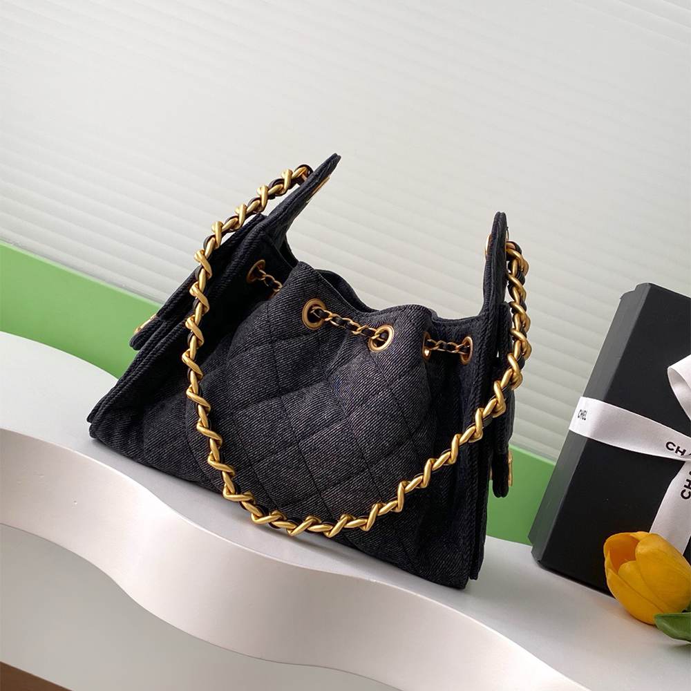 Ch**el 25 Mini Handbag(HIGH-END GRADE)