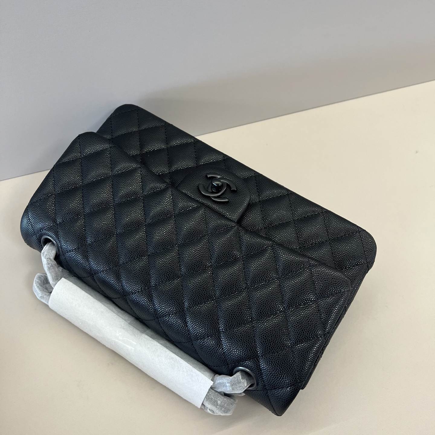 Ch**el Medium Flap Handbag(HIGH-END GRADE)
