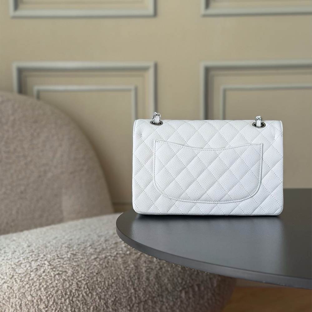 Ch**el SMALL CLASSIC HANDBAG
