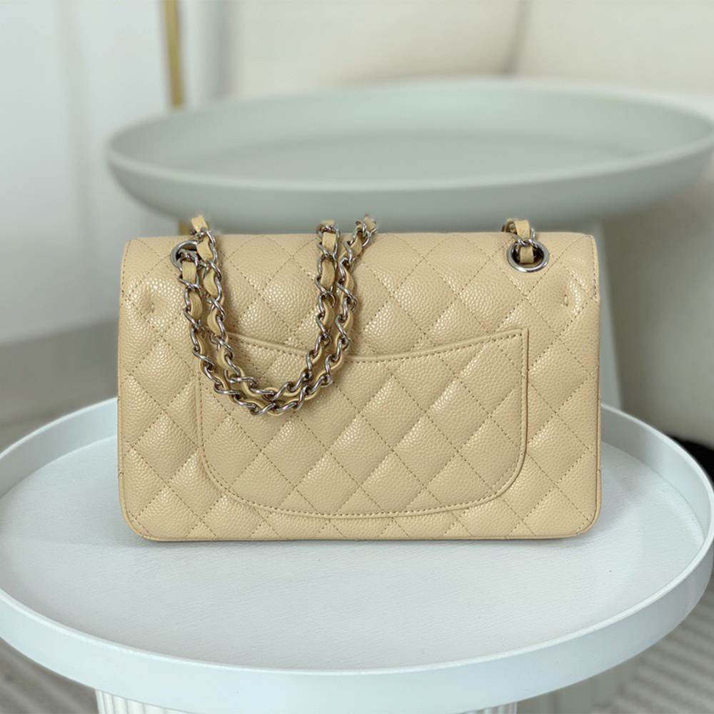 Ch**el SMALL CLASSIC HANDBAG