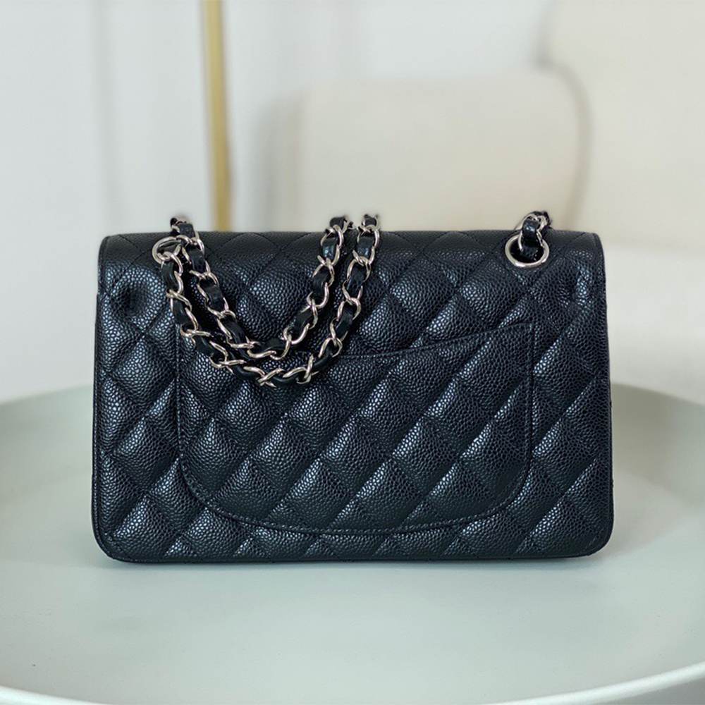 Ch**el SMALL CLASSIC HANDBAG