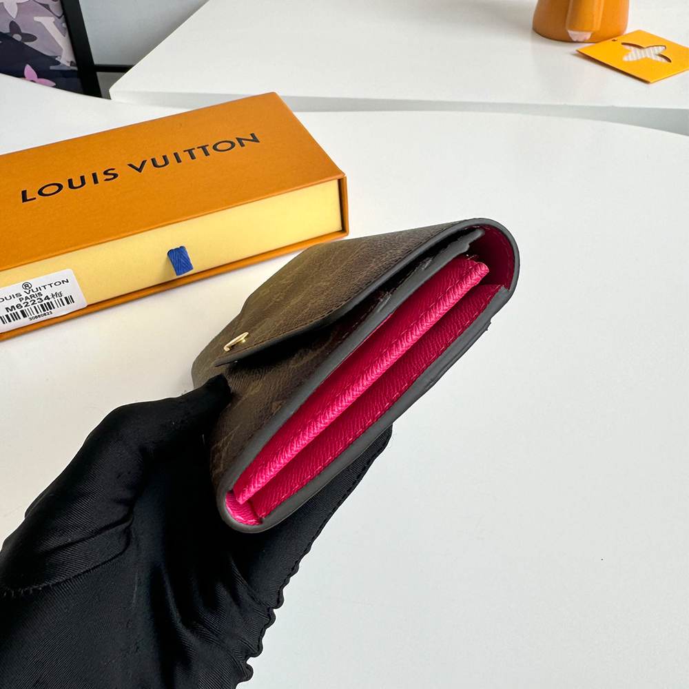 LV Sarah Wallet