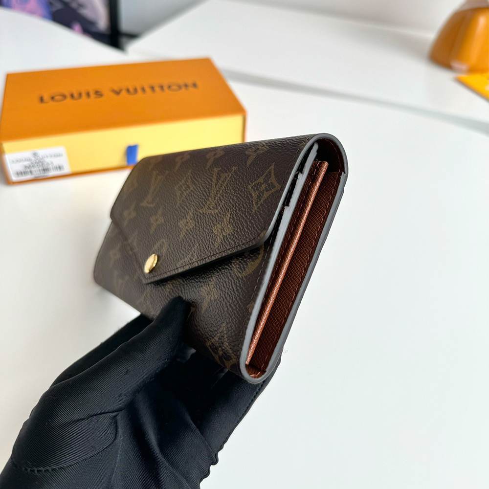 LV Sarah Wallet