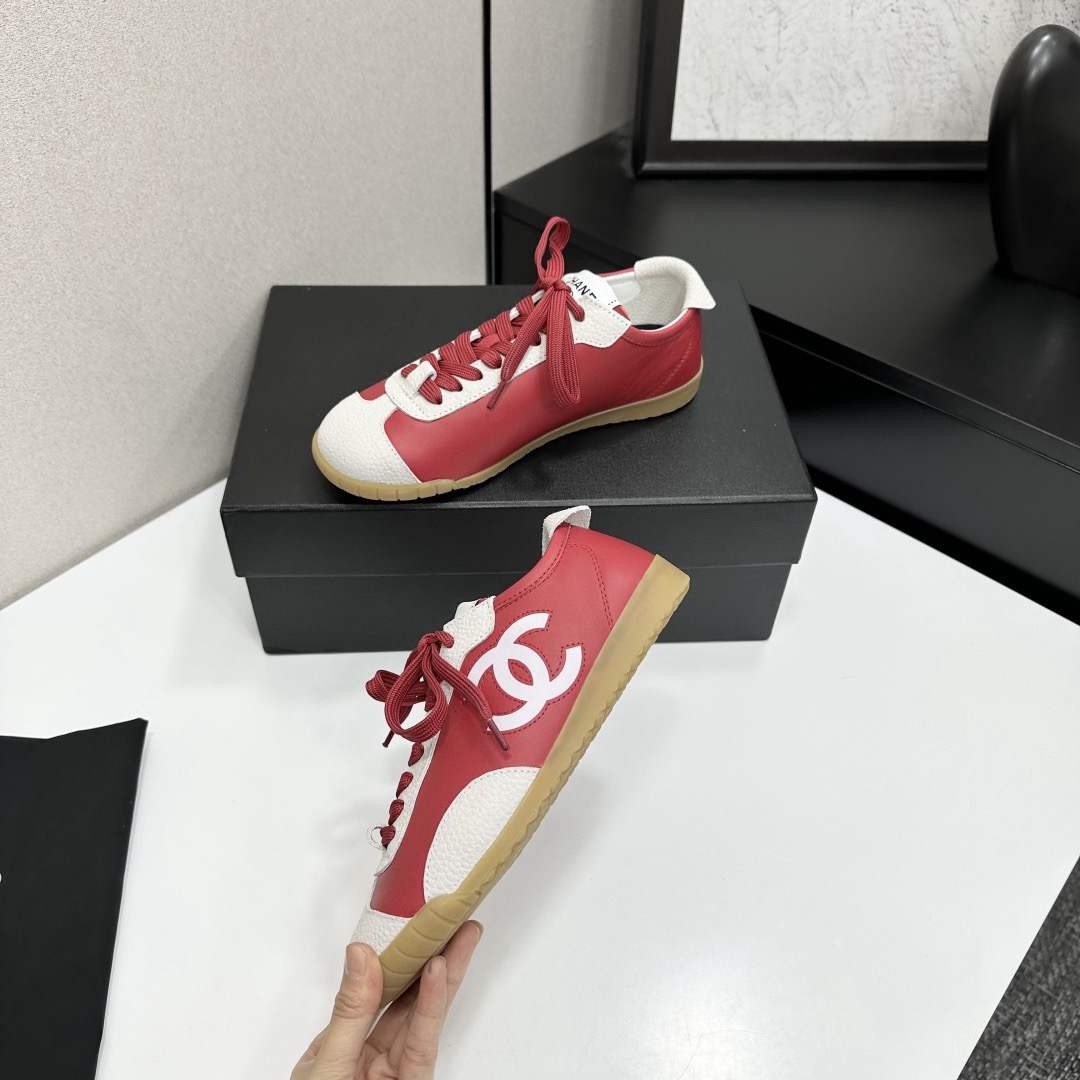 Ch**el Sneakers