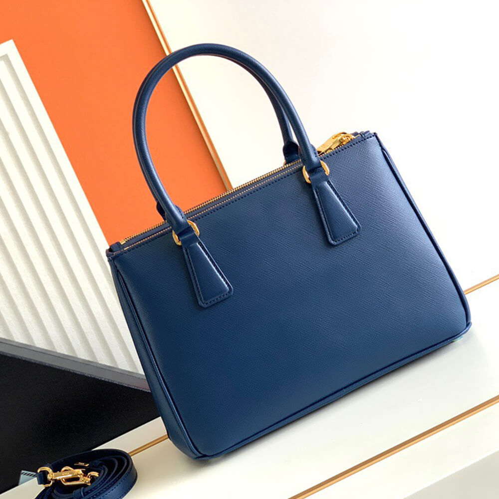 Medium Pra*a Galleria Saffiano leather bag