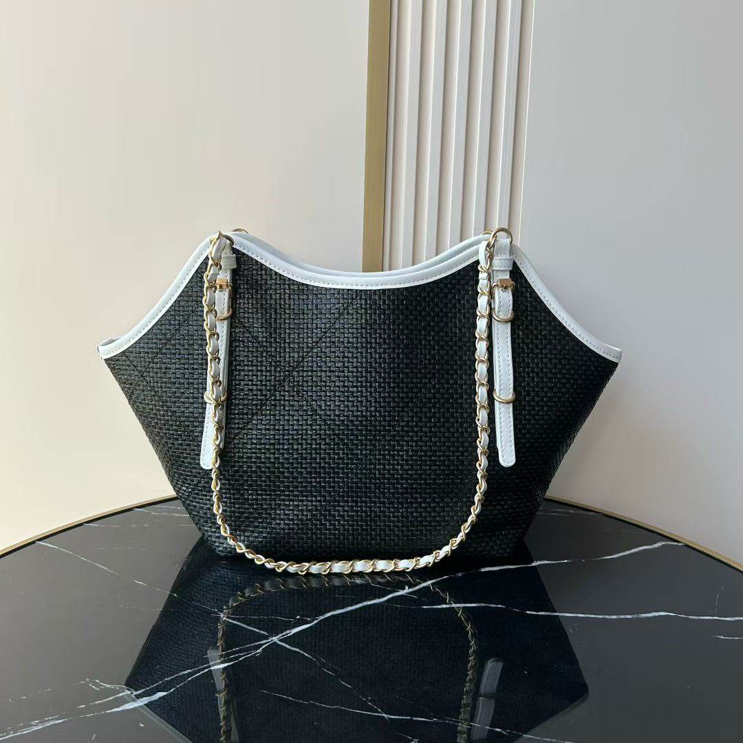 Ch**el Small shopping bag(HIGH-END GRADE)