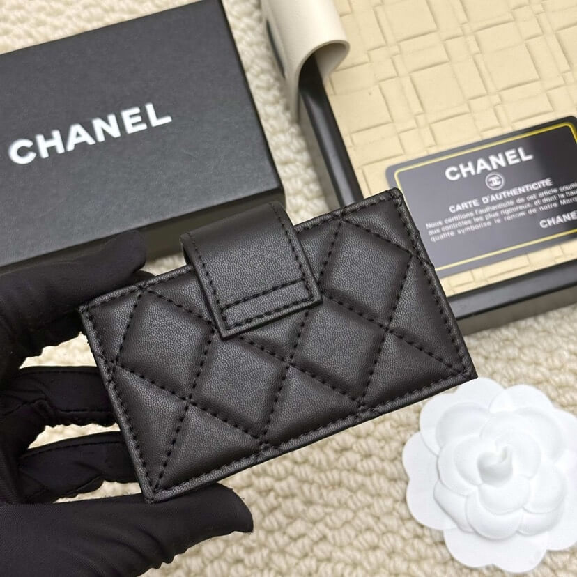 Ch**el Accordion Card Holder