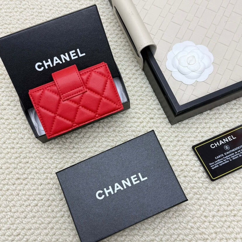 Ch**el Accordion Card Holder