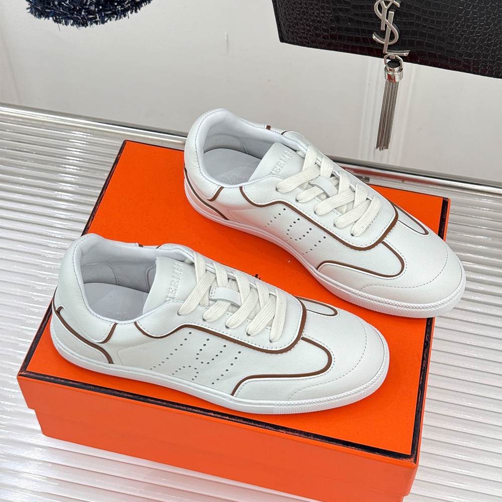 H**me5 Match sneaker