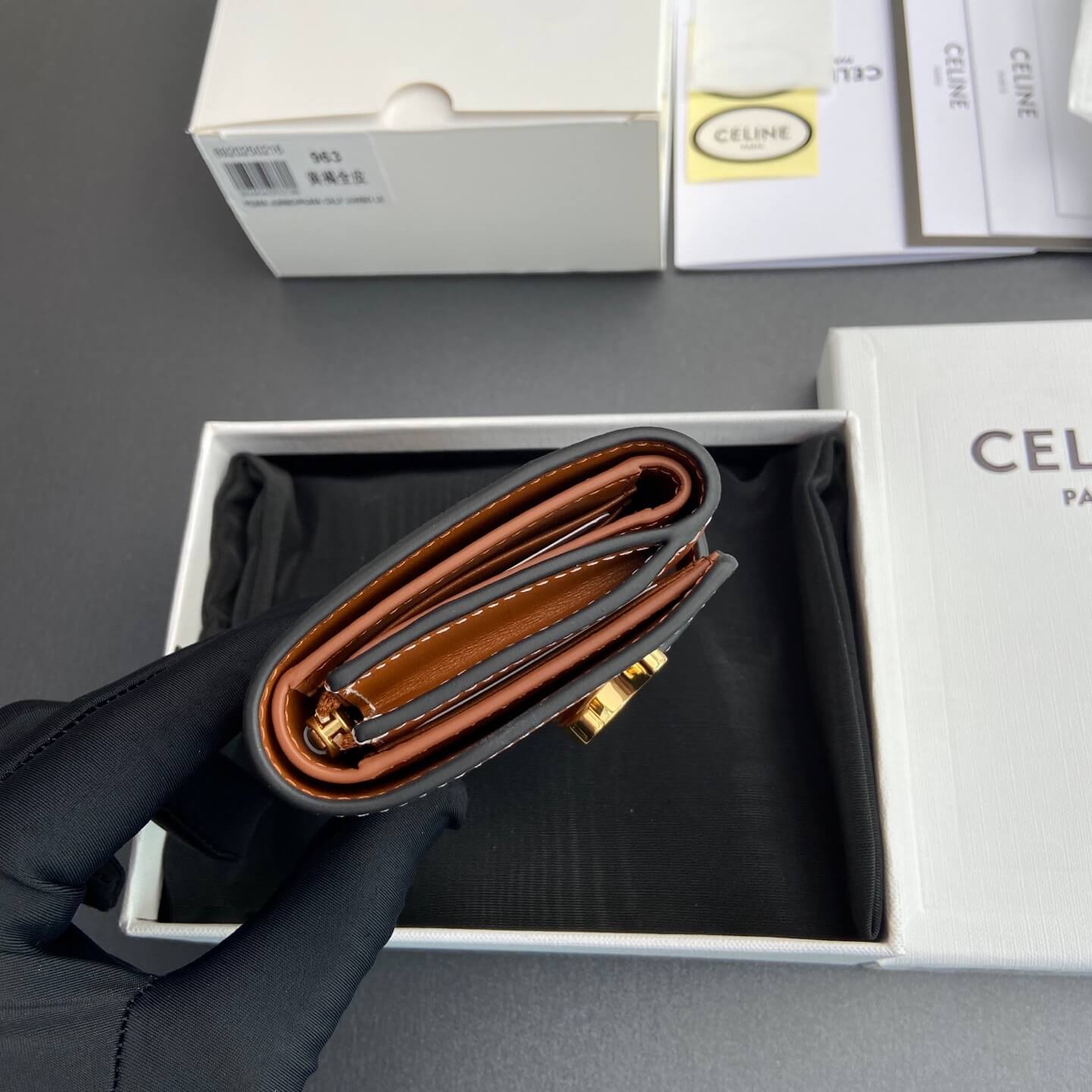 Ce1i*e NINO slim strap wallet