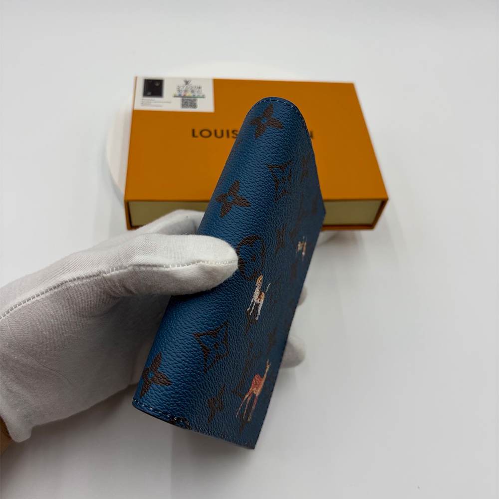 LV Passport Cover