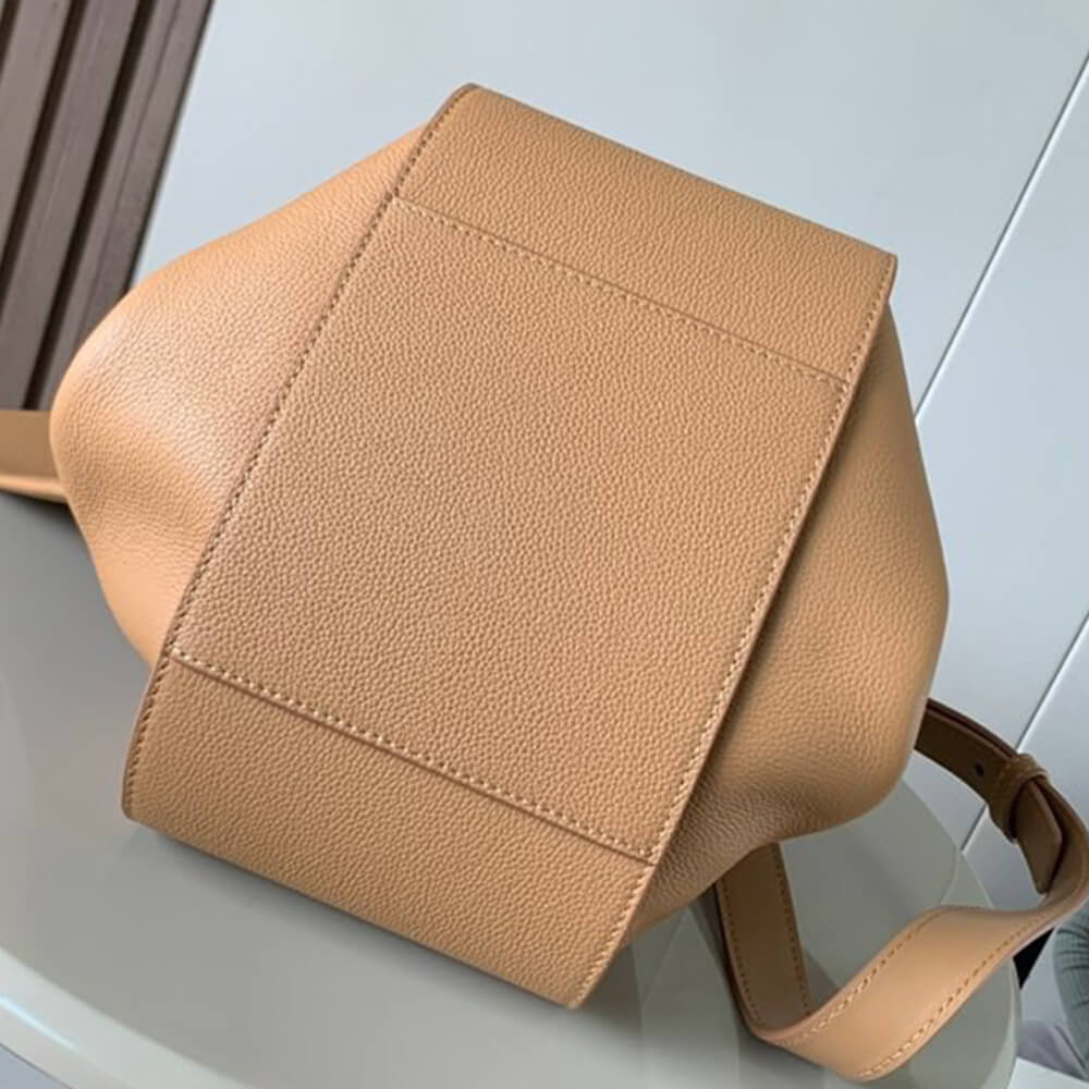 L0ew* Small Hammock bag in soft grained calfskin