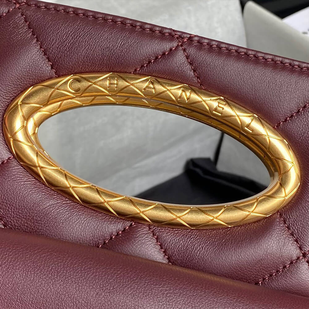 Ch**el Clutch