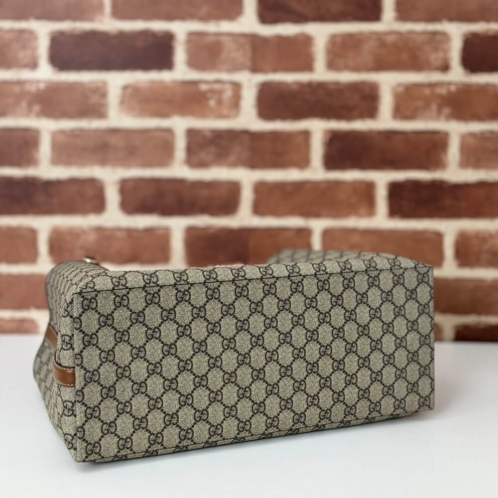 GG Emblem large tote bag