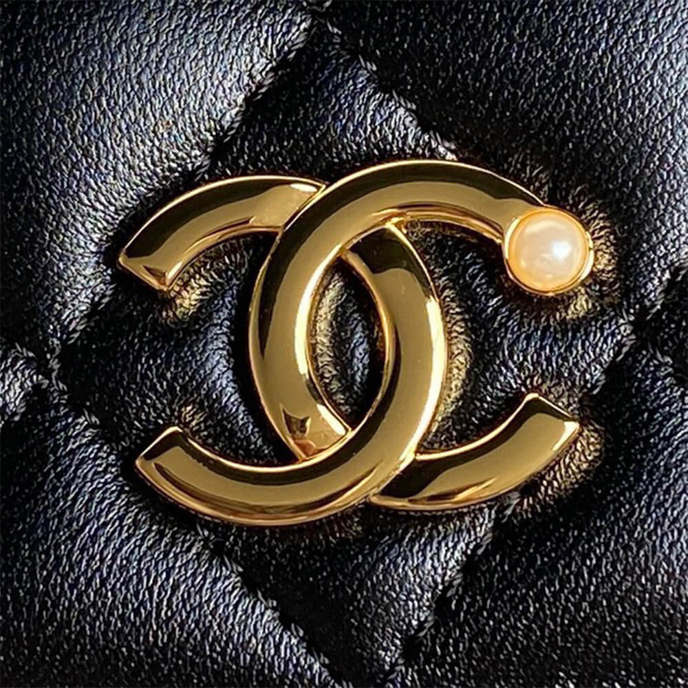 Ch**el Flap Phone Holder with Chain(HIGH-END GRADE)