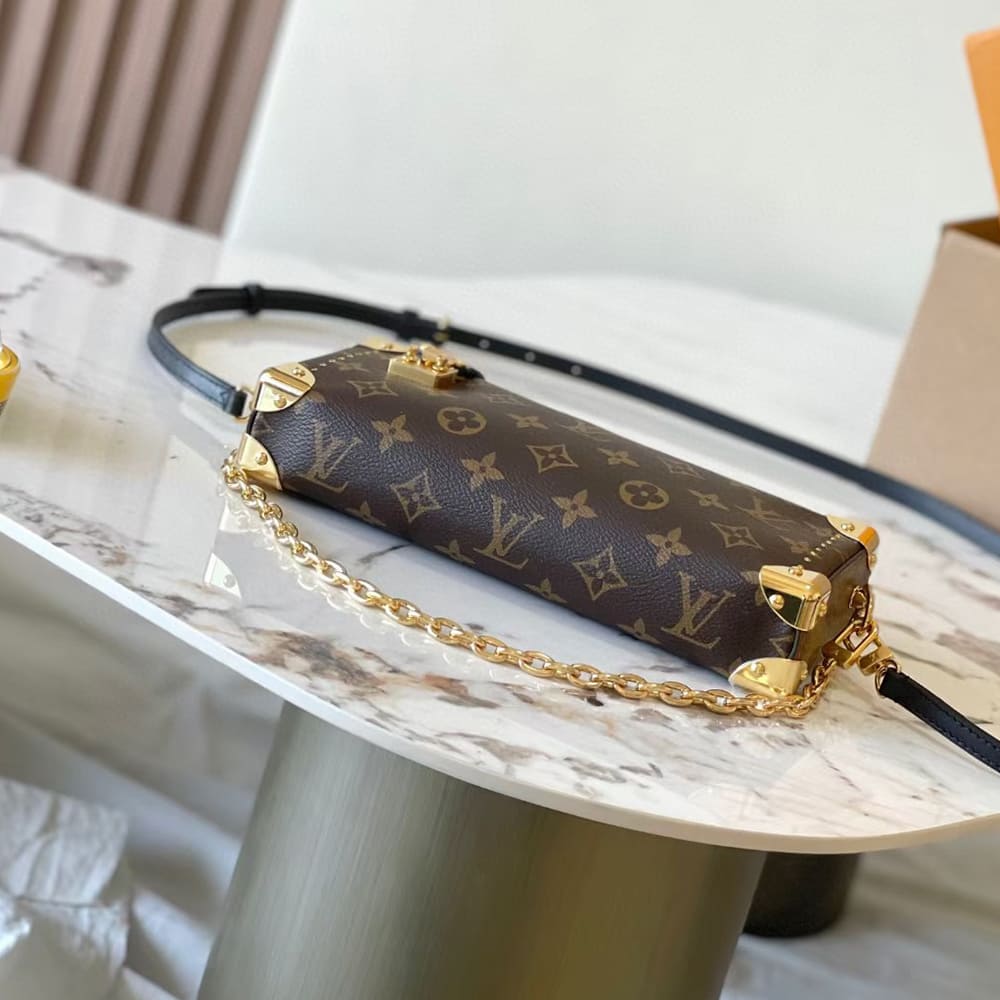 LV Slim Trunk