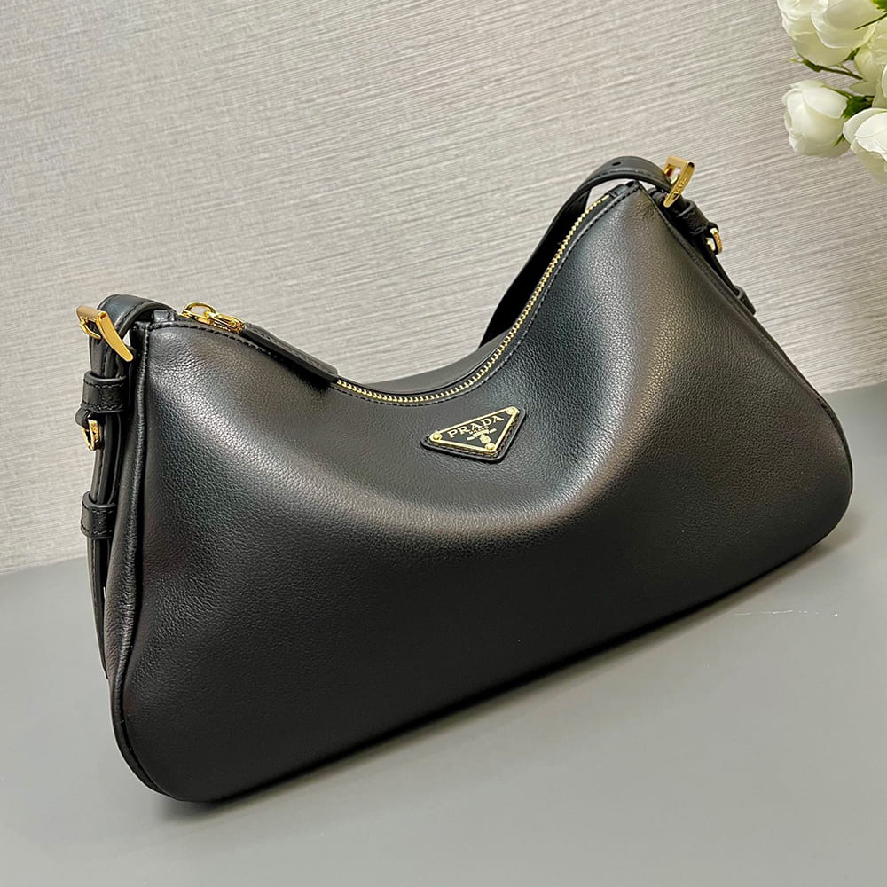 Pra*a Aimee medium leather shoulder bag