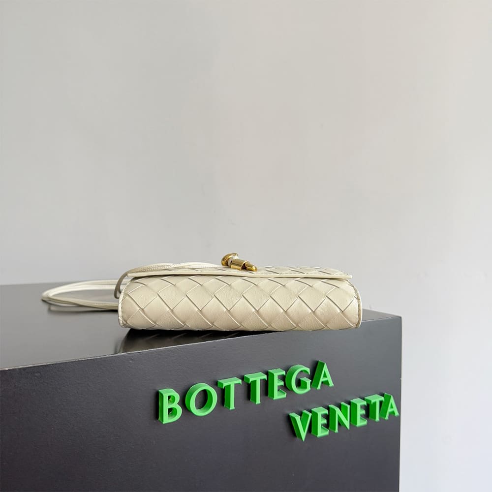 Bottege Ven*ta Andiamo Pouch on Strap(HIGH-END GRADE)