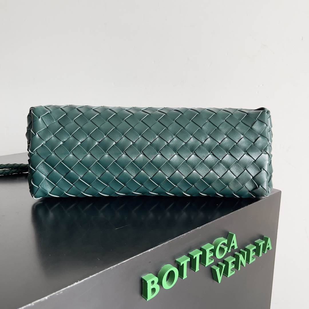 B0tt*ga Ven*ta East-West Andiamo(HIGH-END GRADE)