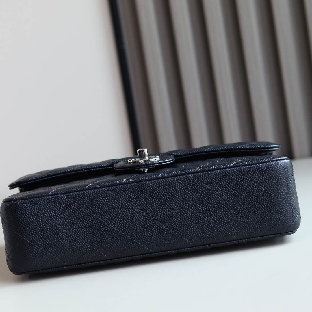 Ch**el Medium Flap Handbag(HIGH-END GRADE)