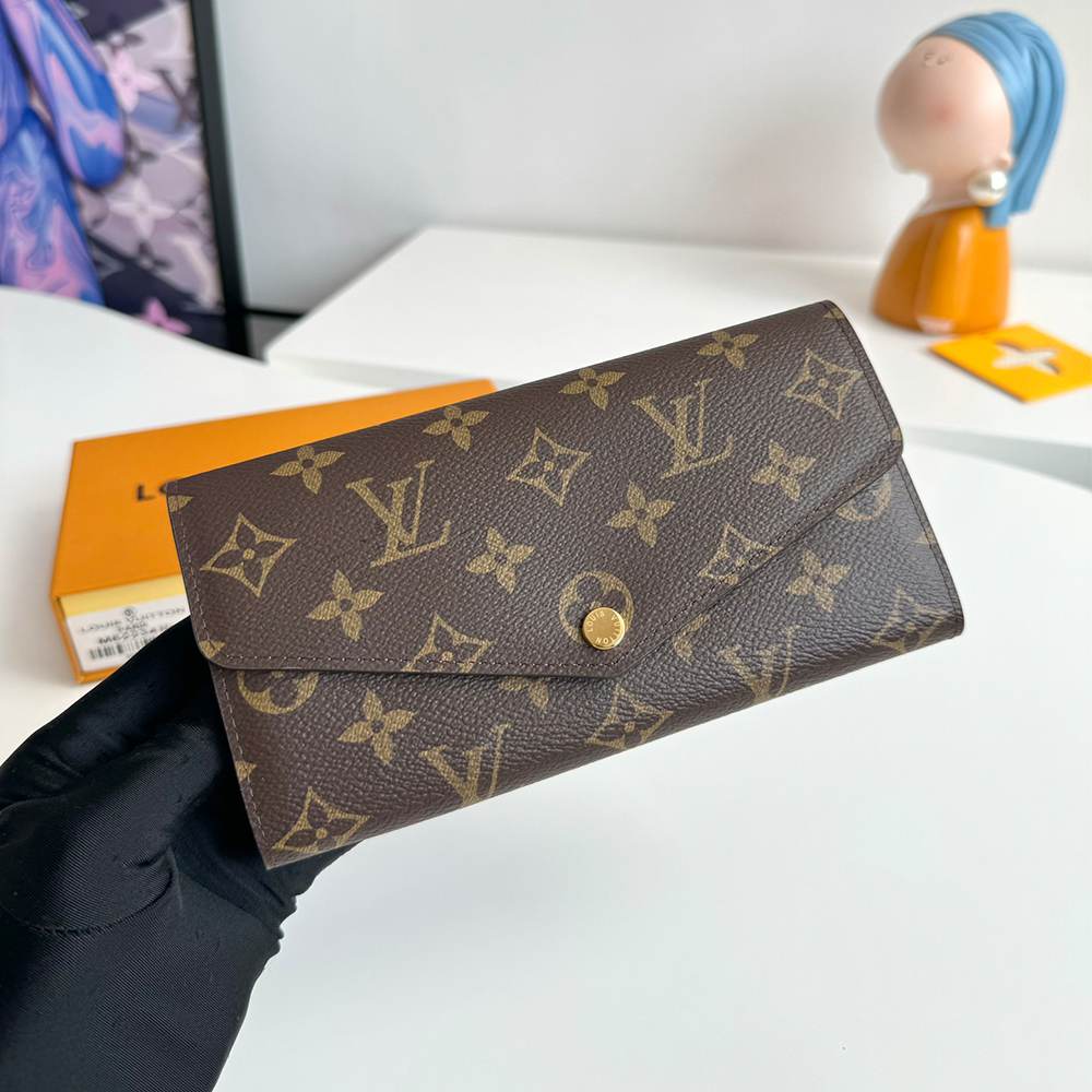 LV Sarah Wallet