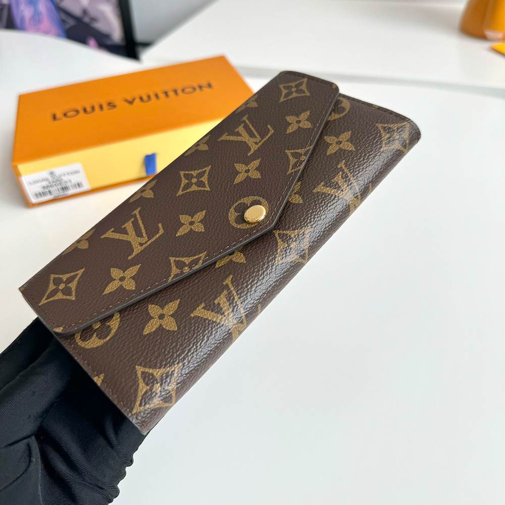 LV Sarah Wallet