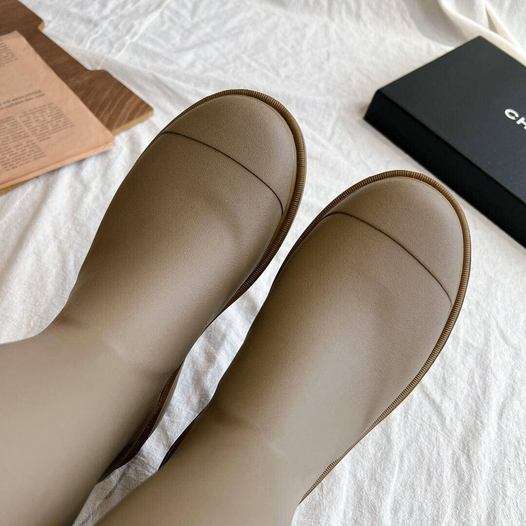 Ch**el long rain boots