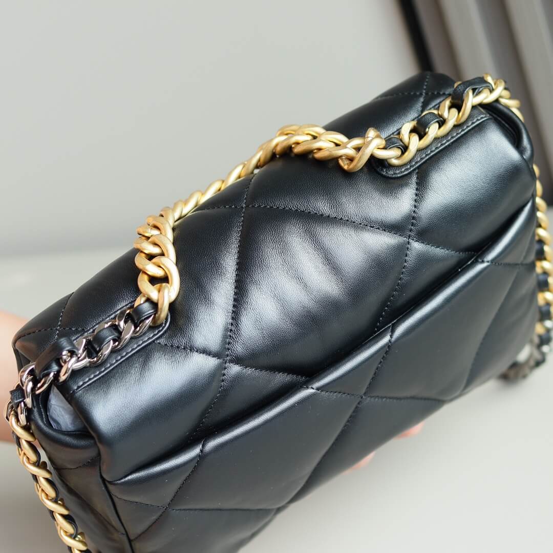 Ch**el 19 small Handbag(high-end grade)