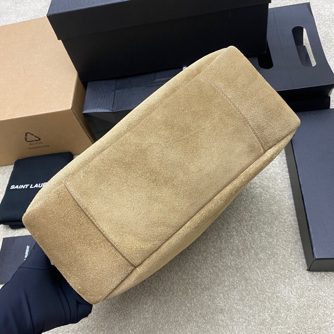 Y51 Large LE 5 À 7 bag in soft suede